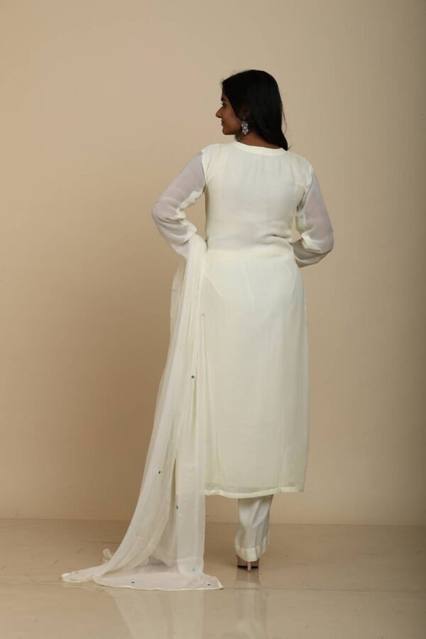 Elegant Off-White Georgette Kurta Set with Chid Work
